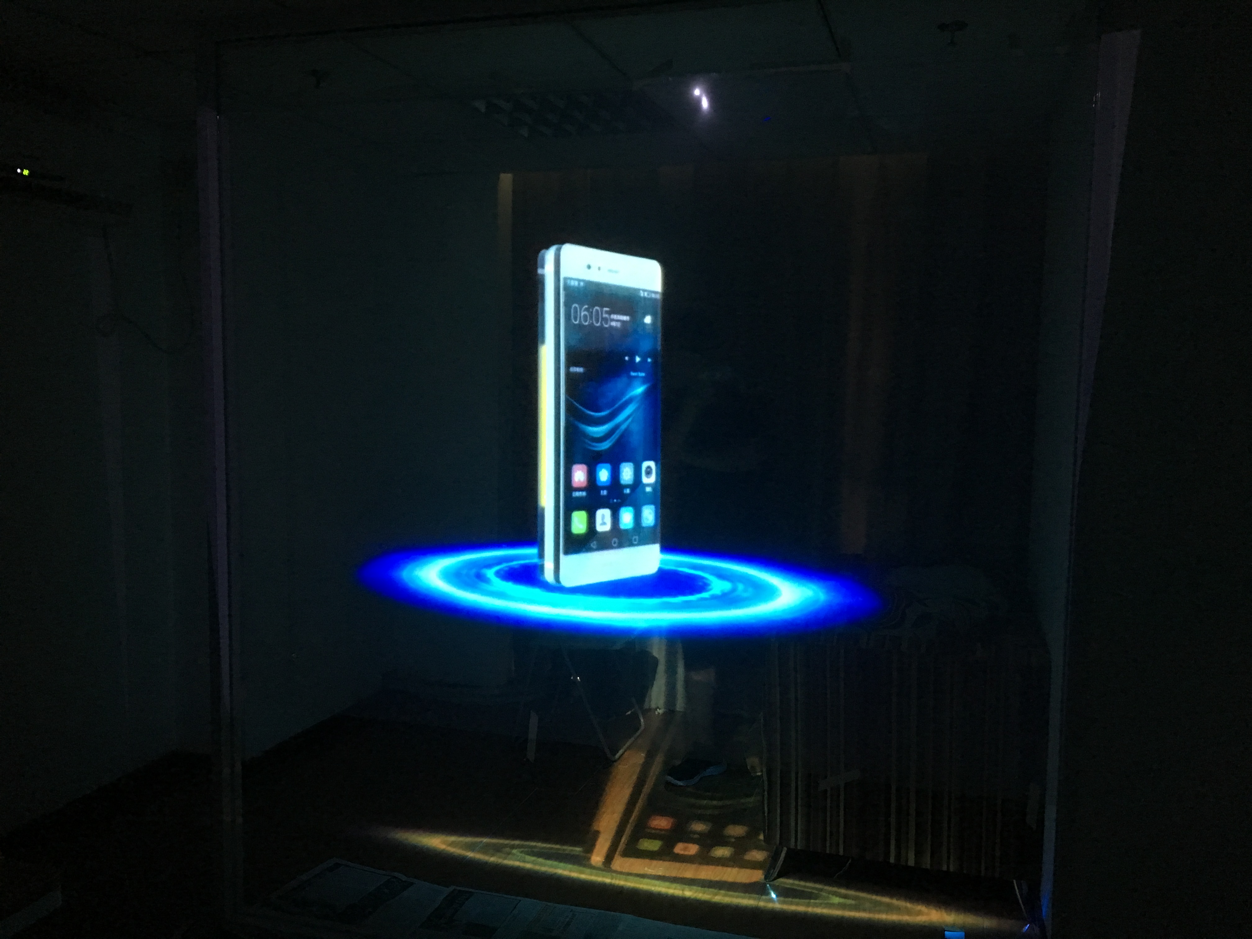 فيلم الإسقاط المجسم