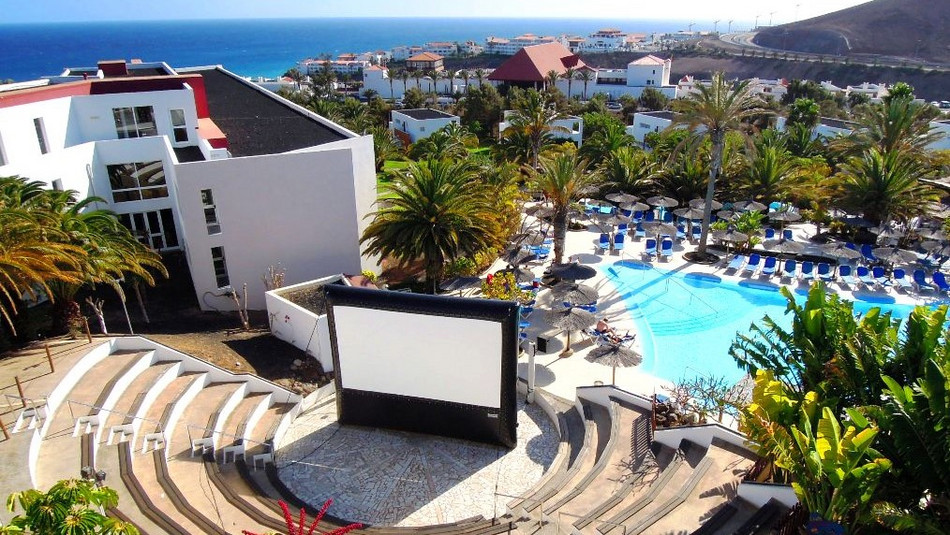 csm_airscreen_fuerteventura_screen_size_6.10m_x_3.43m____2__db07d79b5c